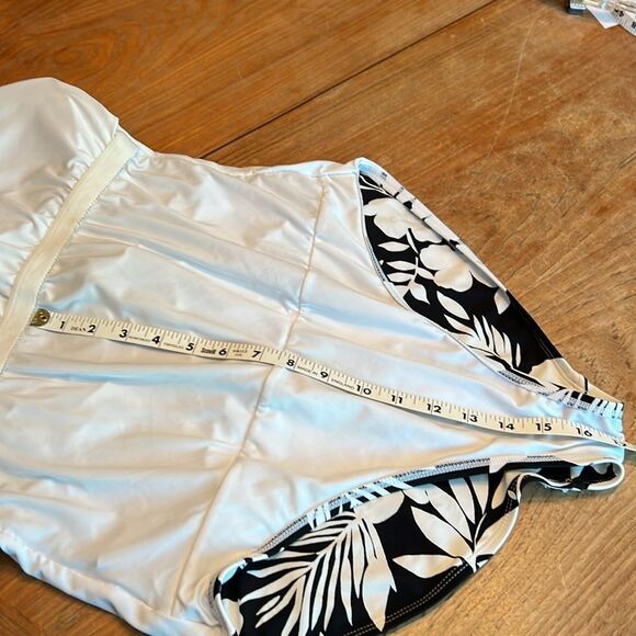 Lands’ End Swimsuit 1-piece black and white XXL - Picture 12 of 16